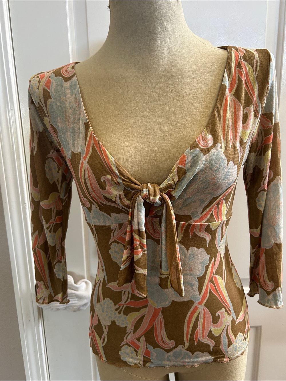 Express Brown Floral Tie-Front 3/4 Sleeve Women’s Top Pastel Blue, Pink, Brown